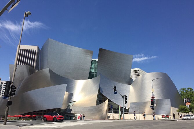 Los Angeles Private Full-Day Tour - Coasting Out: Venice Beach Boardwalk and Santa Monica Pier