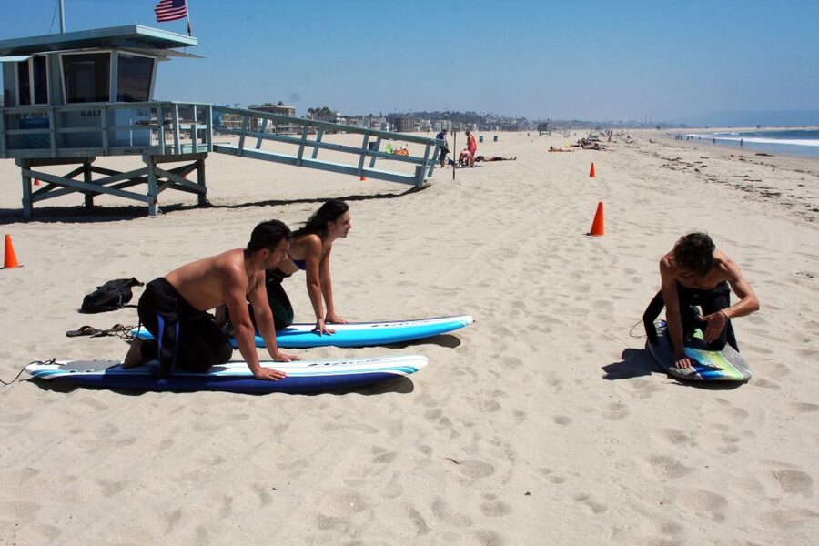 Los Angeles: Private Surfing Lesson - The sand lesson: learning the pop-up and reading the ocean