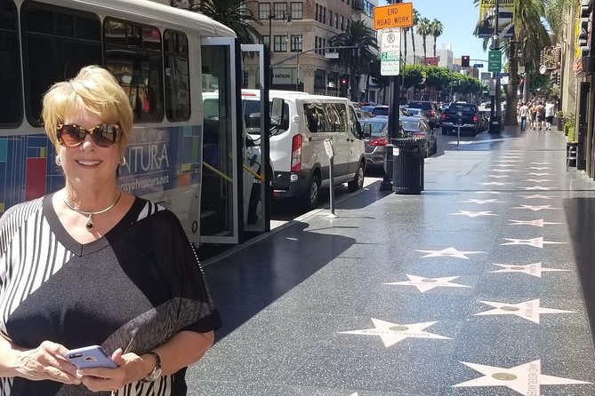 Los Angeles Private Tour - The Driver-Guide Factor: Live Commentary and Pace Control