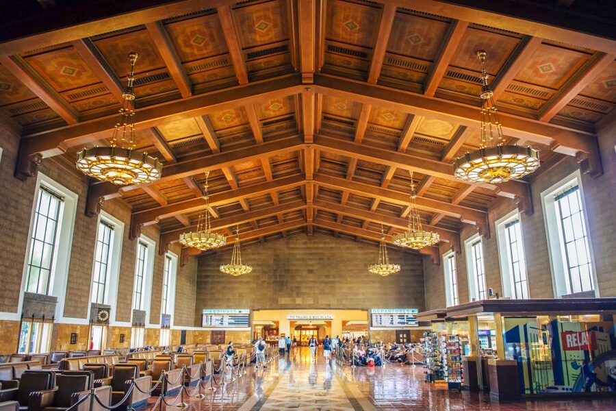 Los Angeles: Small Group Sightseeing Tour - Farmer’s Market and The Grove: eat, reset, and browse