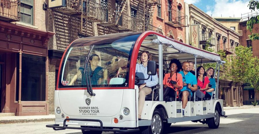 Los Angeles: Warner Bros Studio Hollywood & Bus Tour Package - Key highlights worth marking on your map