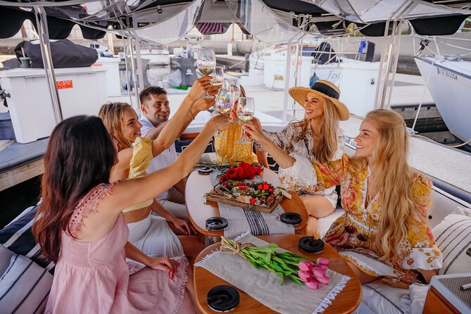 Luxury Shared E-Boat Cruise with Wine, Charcuterie & Sea Lions Spotting - Who should book this cruise (and who should skip it)