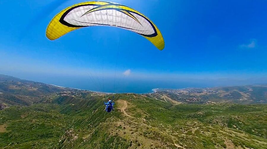 Malibu Hills to Beach: Tandem Paragliding Flight Adventure - Landing on soft Malibu sand: the moment of control