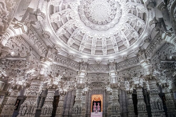 Mandir & Buddhist Temple Tour with Indian Lunch & Chinese Tea - Price and value: what $150 buys you in real terms