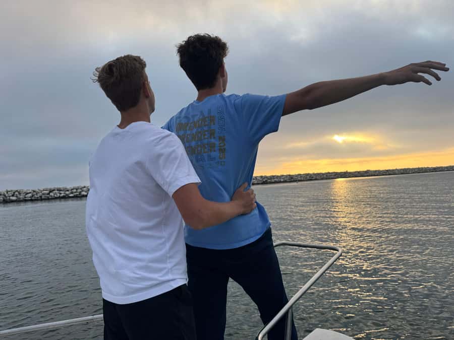 Marina del Rey: 1-Hour Boat Tour - Live guide stories: Hollywood legends to local sea lore