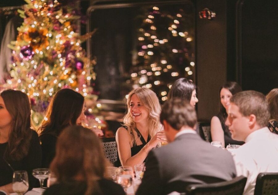 Marina Del Rey: Christmas Eve Buffet Brunch or Dinner Cruise - Drinks and Entertainment: The Holiday Mood Engine