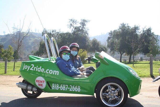 Mini-Car Sunrise Tour in Hollywood with Breakfast - Griffith Observatory at sunrise: skyline views plus movie trivia