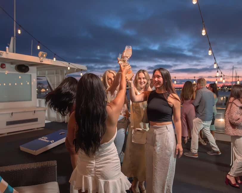 Newport Beach: City Cruises Weekend Dinner Cruise with DJ - Key points to know before you go