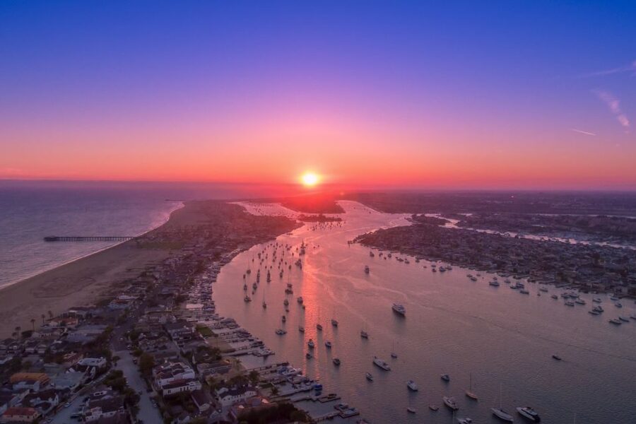 Newport Beach: City Cruises Weekend Dinner Cruise with DJ - Should you book this City Cruises weekend dinner cruise?