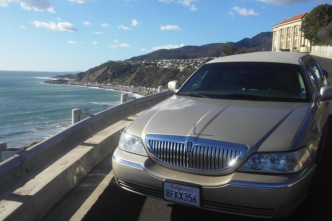 Private 4-Hour Limo Tour of LA by a TV Personality with Drinks - Getting the most out of pickup, timing, and your group’s vibe