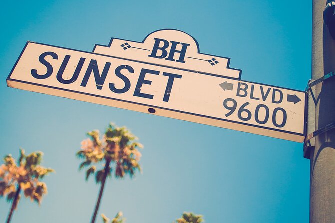 Private Hollywood and Celebrity Homes Bus Tour - Sunset Strip Stop-Sights: Comedy, Rock, and Hollywood-Era Hangouts