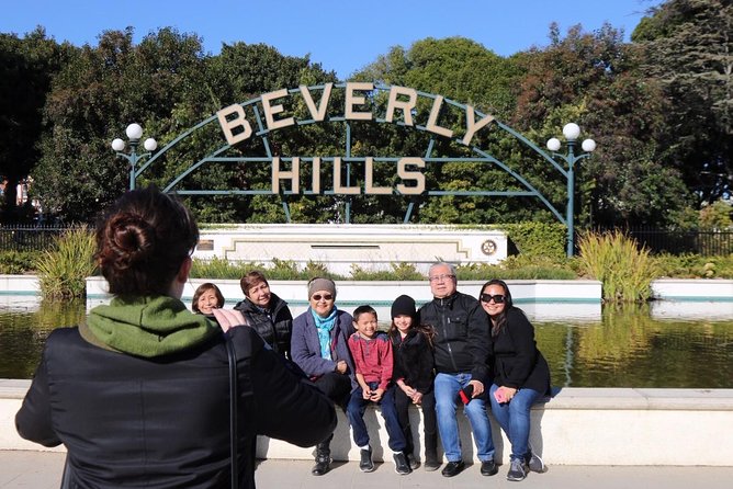 Private Luxurious Tour of Los Angeles - Hollywood Boulevard: Walk of Fame, Dolby Theater, Chinese Theater, and Hand Prints