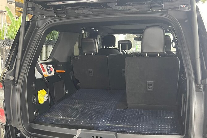 Private One-Way Shuttle Service in Long Beach - Price and value: $130 per group up to 6, plus optional upgrades