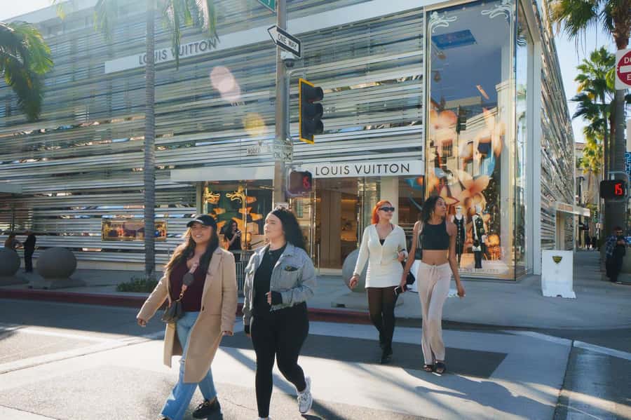 Santa Monica: Best of LA Tour with 3 Iconic Stops - The Grove and Original Farmers Market: the Best Time to Eat and Browse