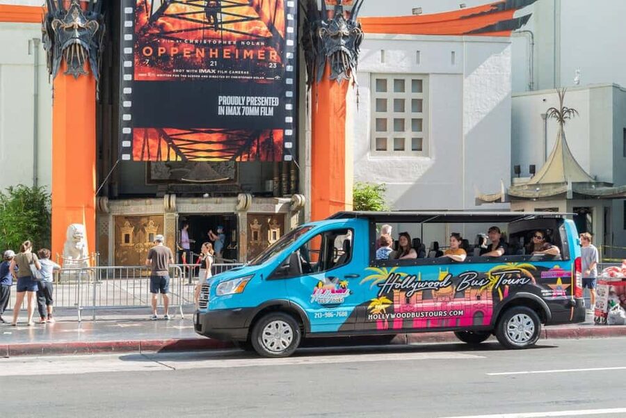 Santa Monica: Hollywood, Beverly Hills & Celebrity Home Tour - The open-air bus reality: photos are great, comfort needs planning