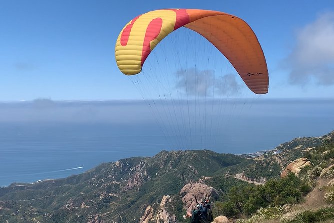 Tandem Paragliding flight with instructor in Malibu - What’s Included, What to Bring, and Camera Rules That Help