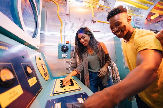 The Escape Game LA: Epic 60-Minute Adventures in Century City - The 60-minute mission: how teamwork actually plays out