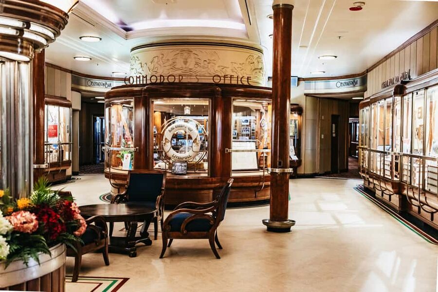 The Queen Mary: Admission, Tours, and Paranormal Experience - The paranormal experience: ghost stories with a respect-first tone