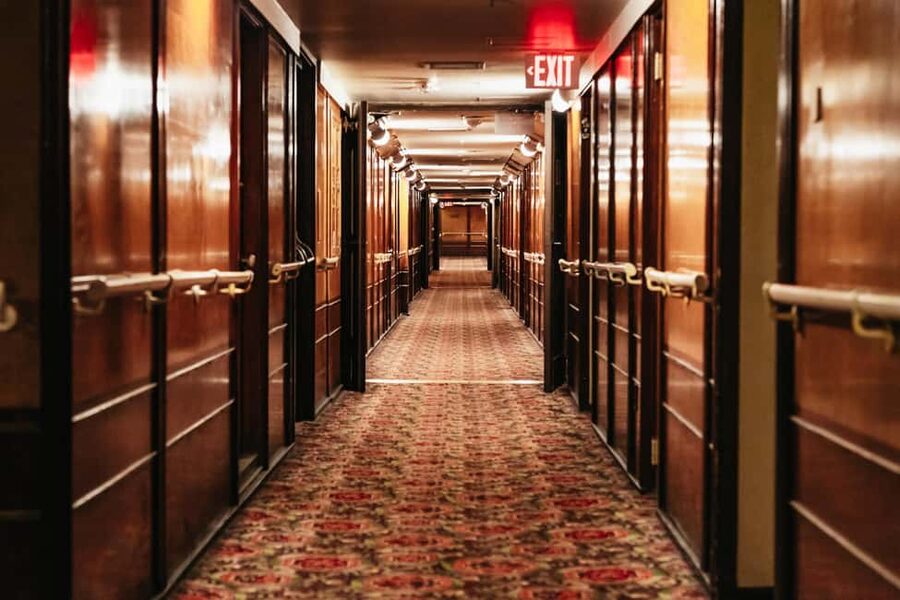 The Queen Mary: Admission, Tours, and Paranormal Experience - Art deco interiors: where the ship’s glamour still shows